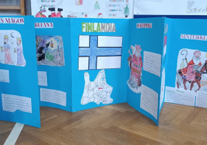 Leporello z mikołajkowymi tradycjami